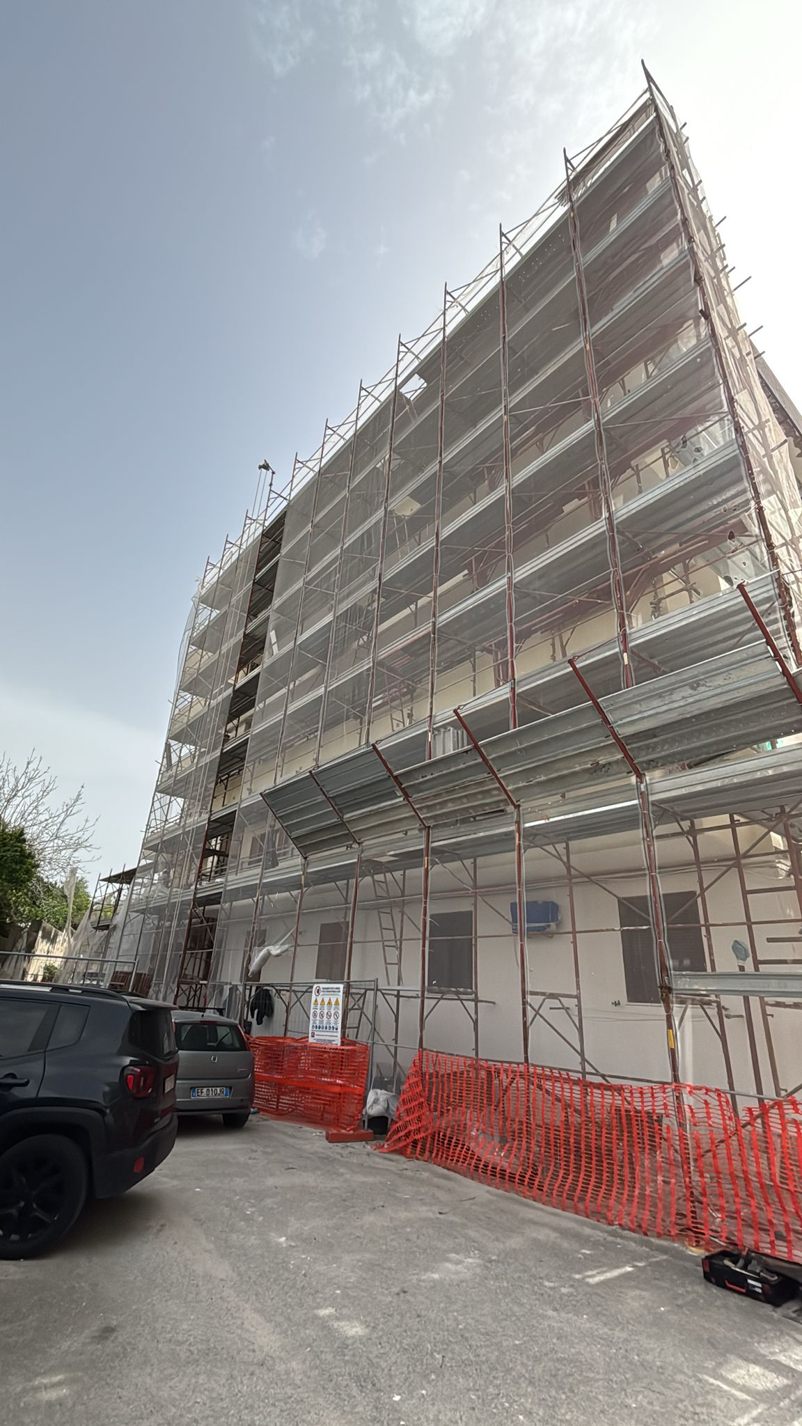 Edificio Multipiano in Ristrutturazione